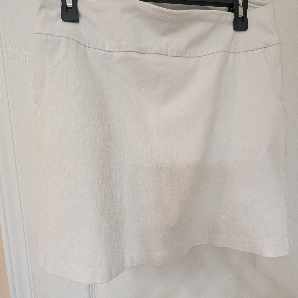 New Directions White Skort - Picture 4 of 14